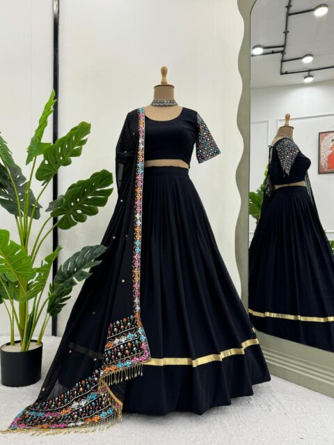 Elegant Semi-Stitched Lehenga Set with Sequins and Lace